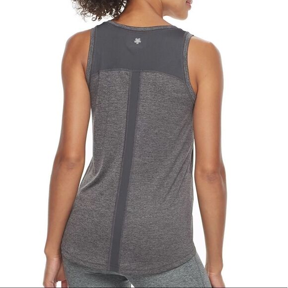 ✨ Women's Tek Gear Performance Base Layer Tank✨ - Picture 2 of 7